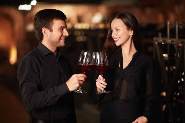 Comment organiser des soirées dégustation de miels régionaux dans un restaurant de campagne?