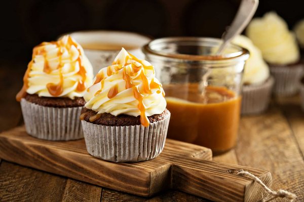 Comment créer un atelier de décoration de cupcakes pour les anniversaires d'enfants dans votre salon de thé?